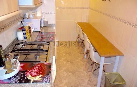 Quarto para alugar, Barcelona (4/9)