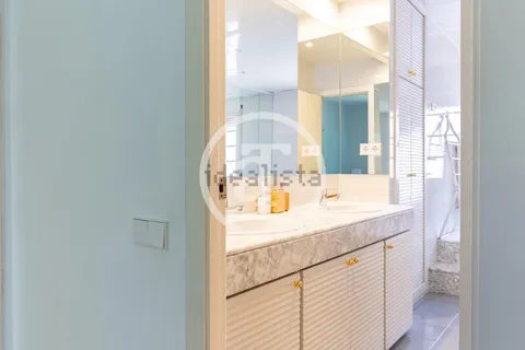 Maison 262 m² à Sant Cugat del Vallès