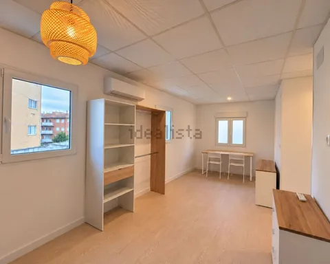 Chambre à louer, Monzón (4/5)