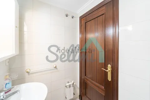 Pis de 75 m² a Oviedo