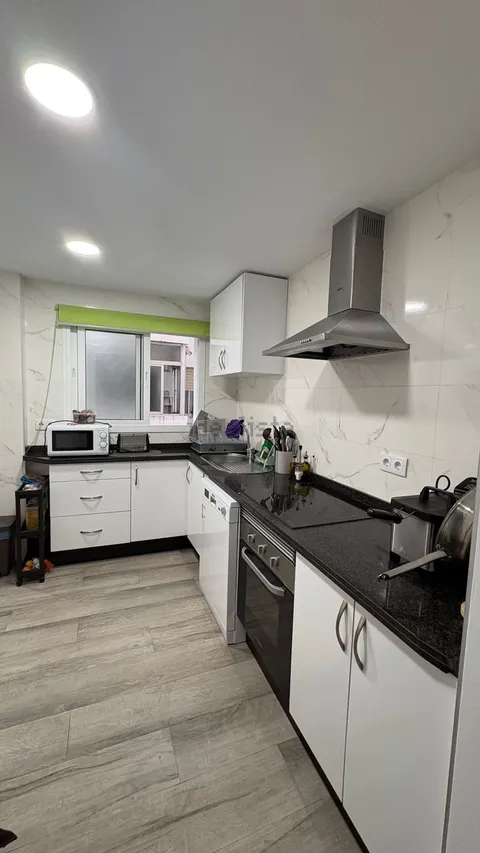 Pis de 90 m² a Màlaga (3/9)