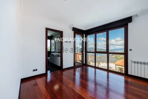 Casa 425 m² a Vigo