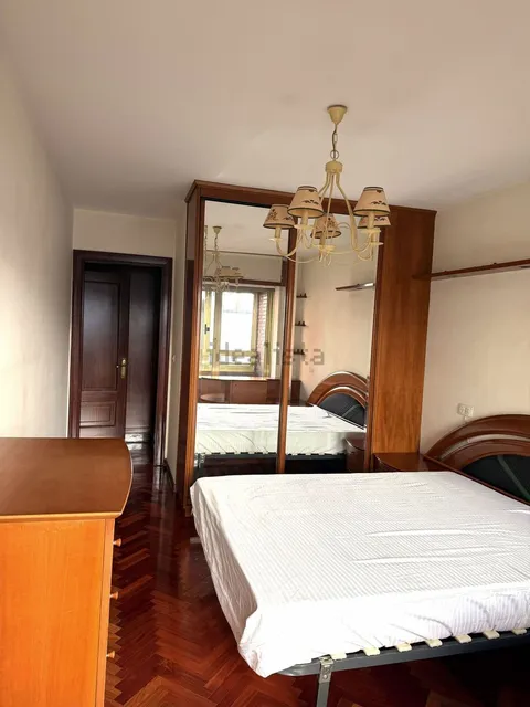 Pis de 80 m² a Oviedo (2/14)