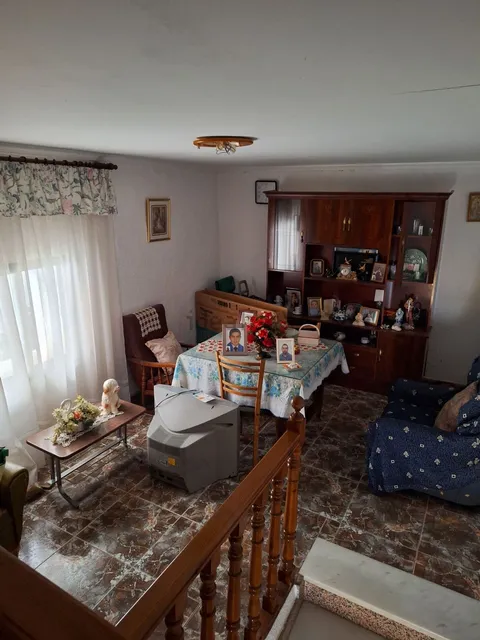 Casa de 180 m² a Lentegí (3/11)