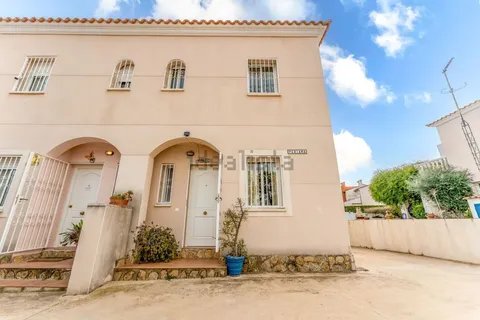 Maison 98 m² à Mont-roig del Camp