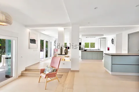 Casa de 303 m² a San Roque