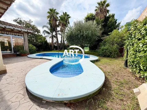 Casa de 639 m² a l'Eliana