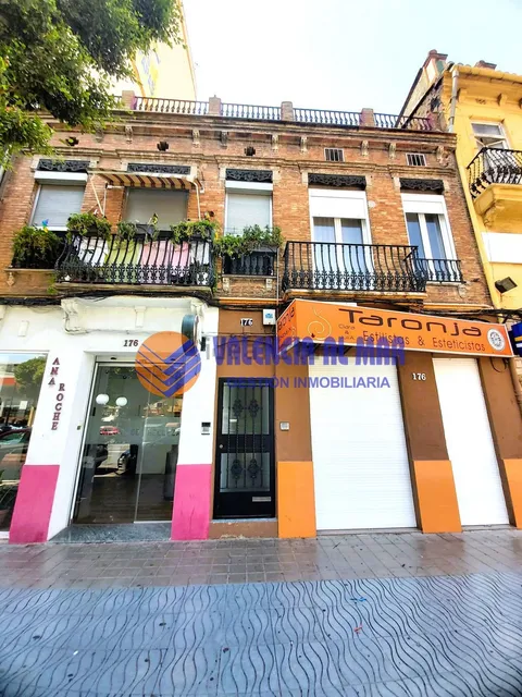 Pis de 65 m² a València
