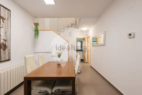 Haus 145 m² in la Pobla de Vallbona