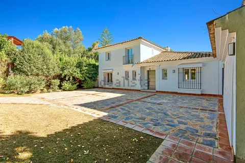 Casa de 303 m² a San Roque