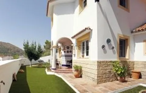 Casa de 150 m² a Alfarnate