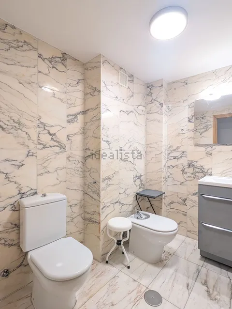 Habitació de lloguer, Lleó