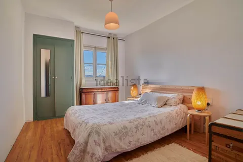 Habitació de lloguer, Tona
