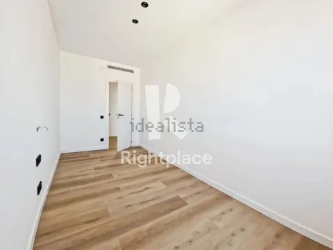 Квартира 79 м² в Барселоне