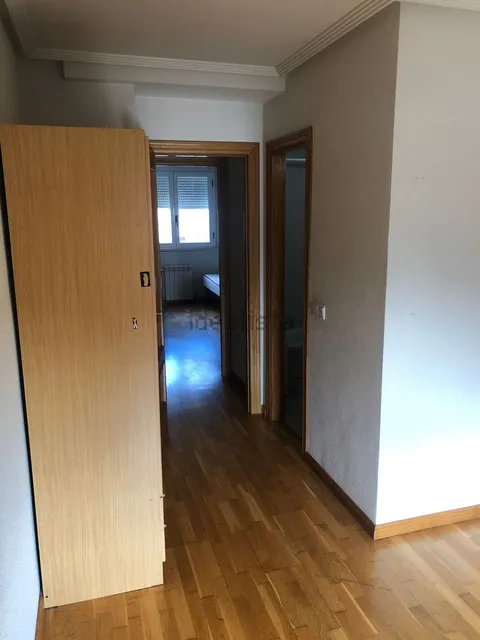 Habitació de lloguer, Lleó