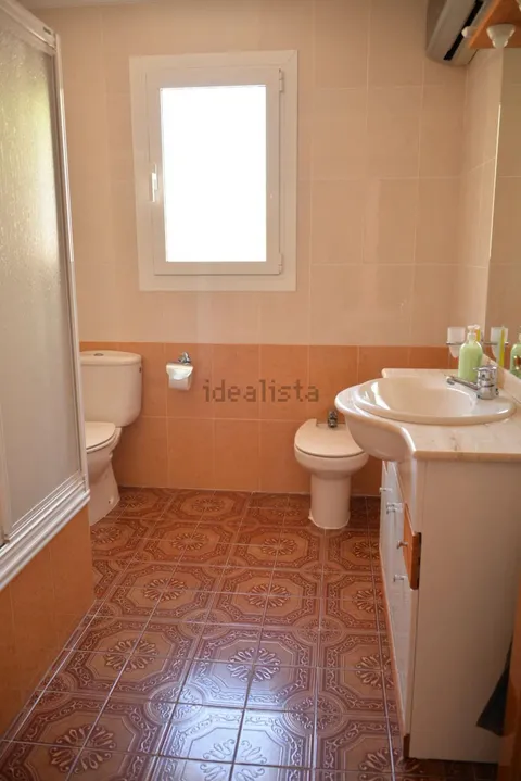 Casa de 190 m² a Oriola