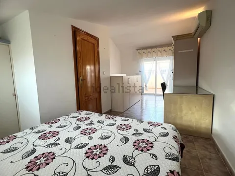 Casa de 100 m² a Oriola