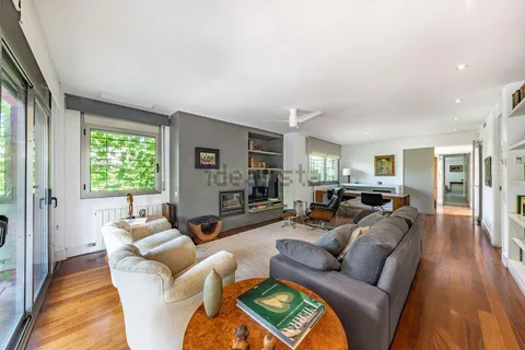 Casa de 239 m² a Sant Cugat del Vallès (4/59)
