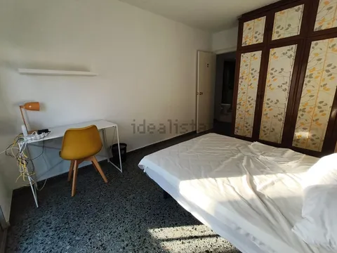 Habitació de lloguer, Burjassot