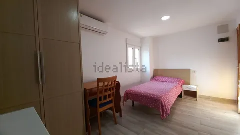 Habitació de lloguer, Escalona