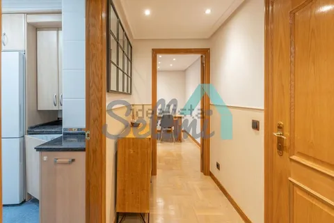 Pis de 86 m² a Oviedo