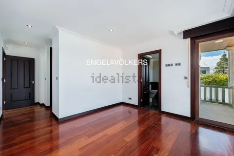 Casa 425 m² a Vigo