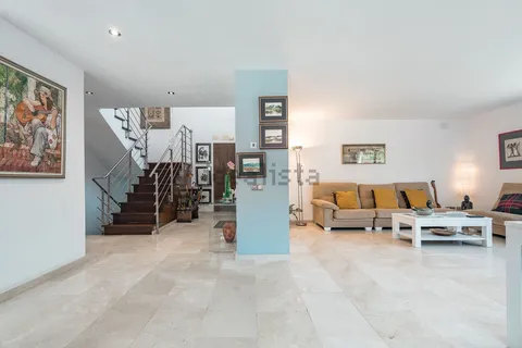 Casa de 228 m² a Sant Just Desvern