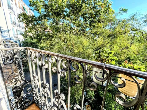 Wohnung 77 m² in Madrid