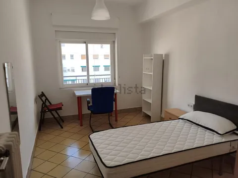 Flat 110 m² in Granada