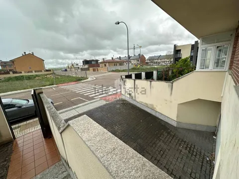 Casa 222 m² a Villares de la Reina