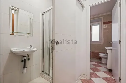 Habitación en alquiler, Madrid (3/10)