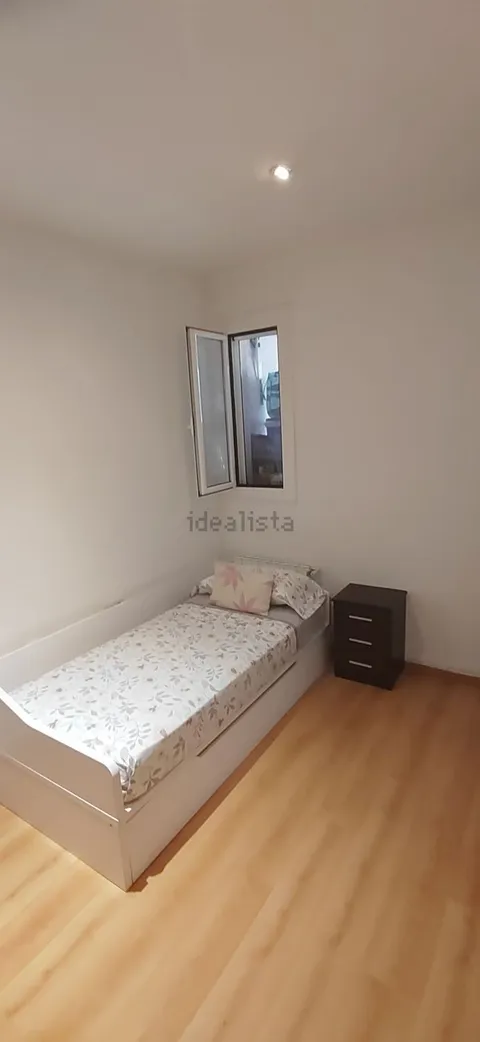 Habitació de lloguer, Sant Boi de Llobregat (4/6)