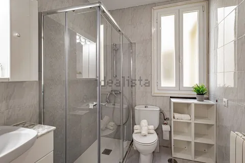 Wohnung 107 m² in Madrid