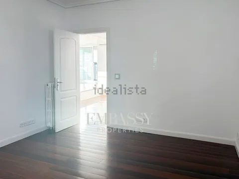 Wohnung 140 m² in Madrid