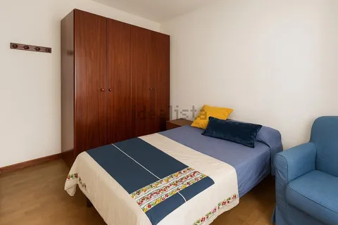 Chambre à louer, Vitoria-Gasteiz (2/2)
