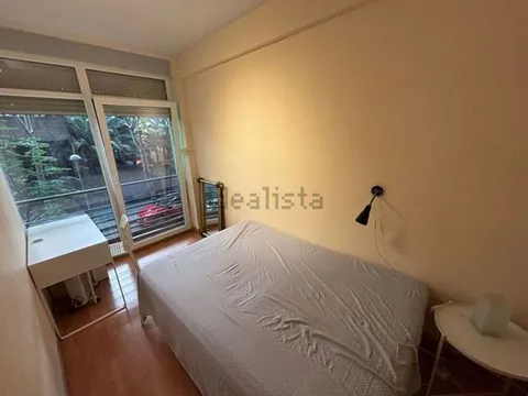 Кімната в оренду, Madrid