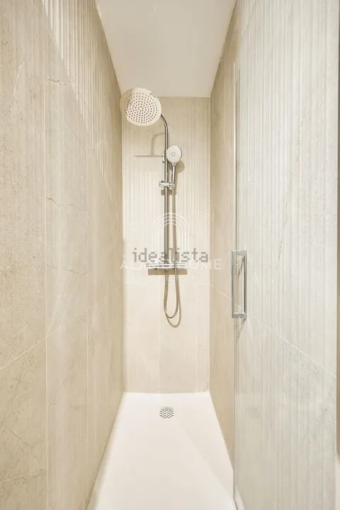Wohnung 73 m² in Madrid