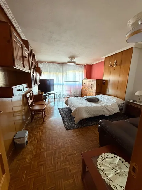 Chambre à louer, Gijón / Xixón