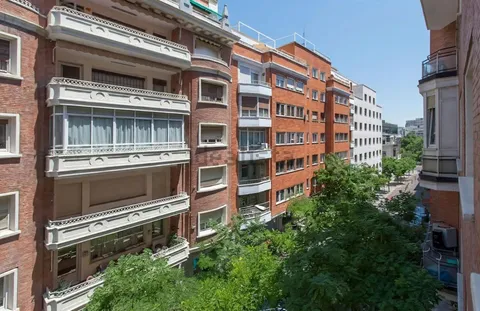 Appartamento 135 m² a Madrid