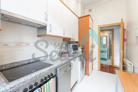 Flat 82 m² in Oviedo