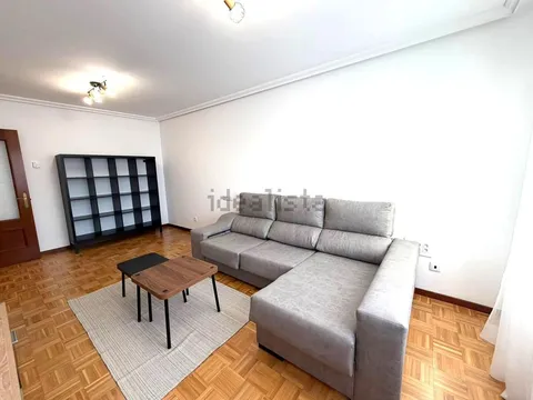 Pis de 68 m² a Gijón (2/31)
