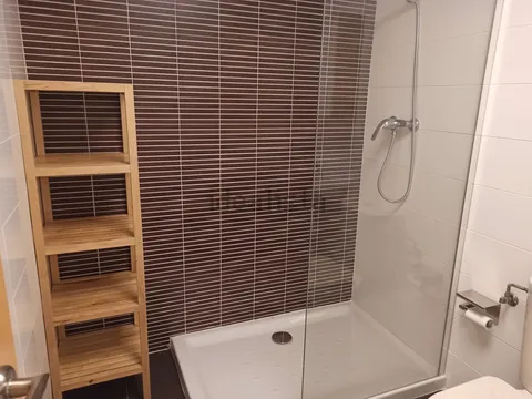 Flat 85 m² in Cadrete