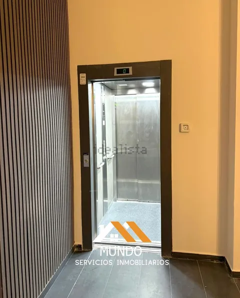 Wohnung 93 m² in Alberic