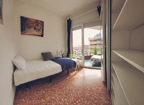 Chambre à louer, Barcelone (3/4)