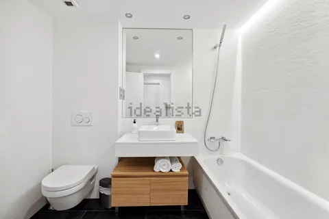 Flat 100 m² in Madrid