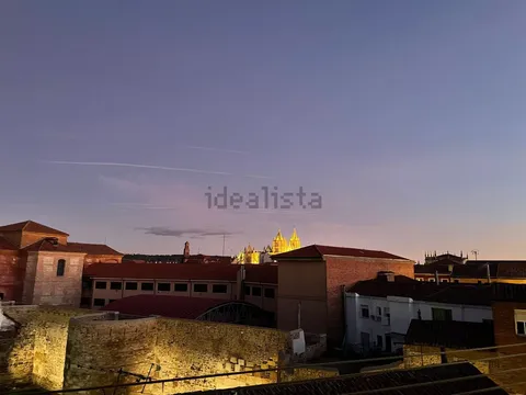 Habitació de lloguer, Lleó