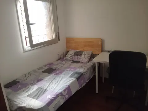 Habitació de lloguer, Castelldefels