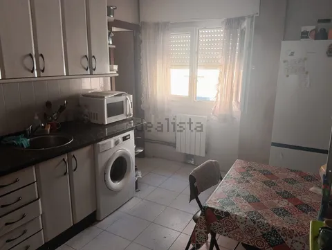 Habitació de lloguer, Lleó