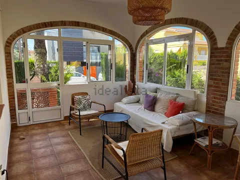 Maison 216 m² à Oliva