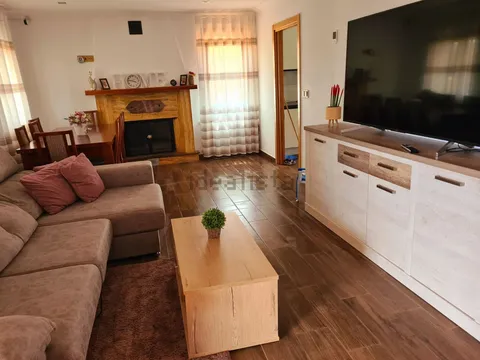 Haus 210 m² in Onil
